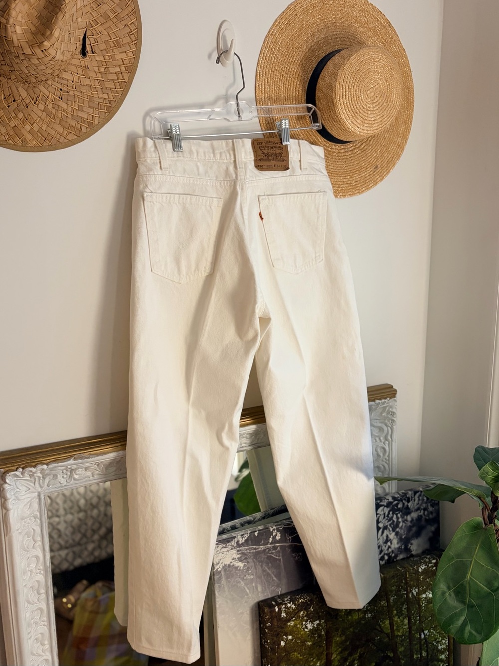 Vintage Levi’s Orange Tab 550 white Jeans • 1995 Made in USA Relaxed Fit Denim